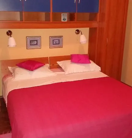 Apartmani Ive Sukošan